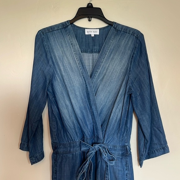 Bella Dahl Casual Boho Light Blue Chambray V-Neck Tie Waist Jumpsuit - Size S - Picture 2 of 10